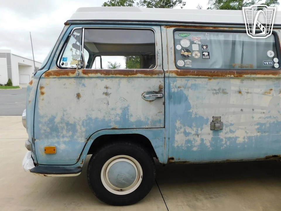 1970 Volkswagen Bay-Window Camper - Image 11 of 21