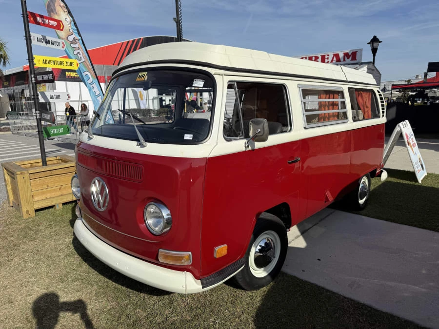 1970 Volkswagen Bay-Window Camper - Image 3 of 6