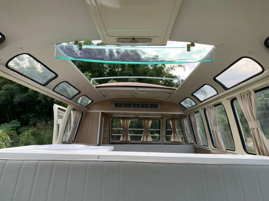 1970 Volkswagen Bay-Window Bus - Image 17 of 31