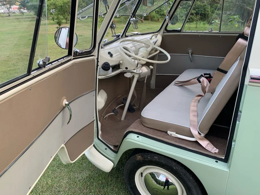 1970 Volkswagen Bay-Window Bus - Image 6 of 26