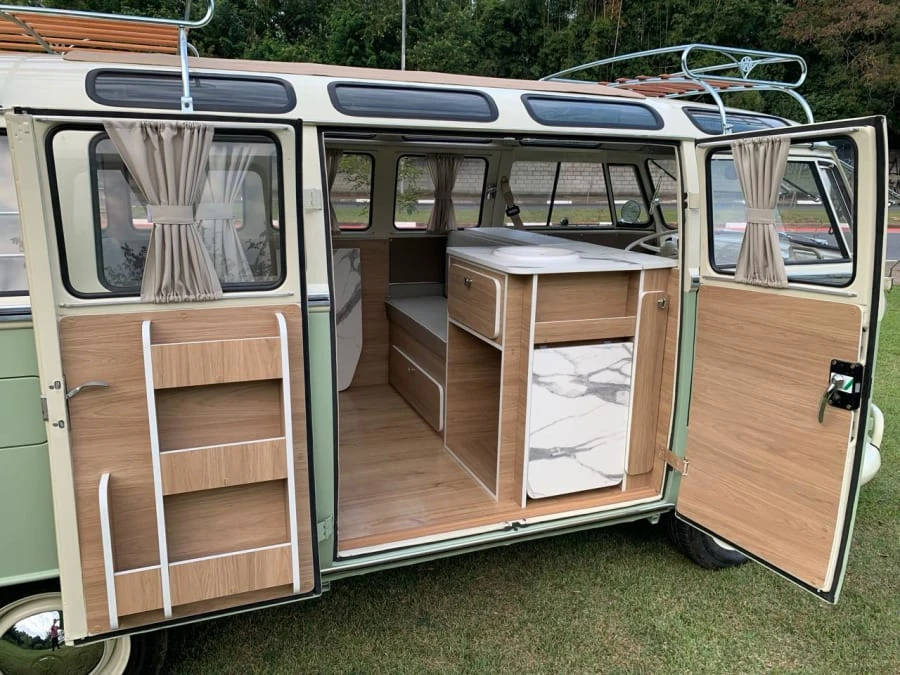1970 Volkswagen Bay-Window Bus - Image 9 of 26