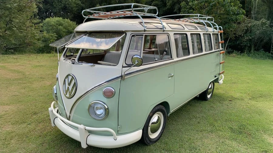 1970 Volkswagen Bay-Window Bus - Image 7 of 31