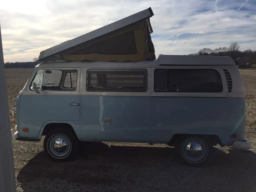 1970 Volkswagen Bay-Window Camper - Image 2 of 9