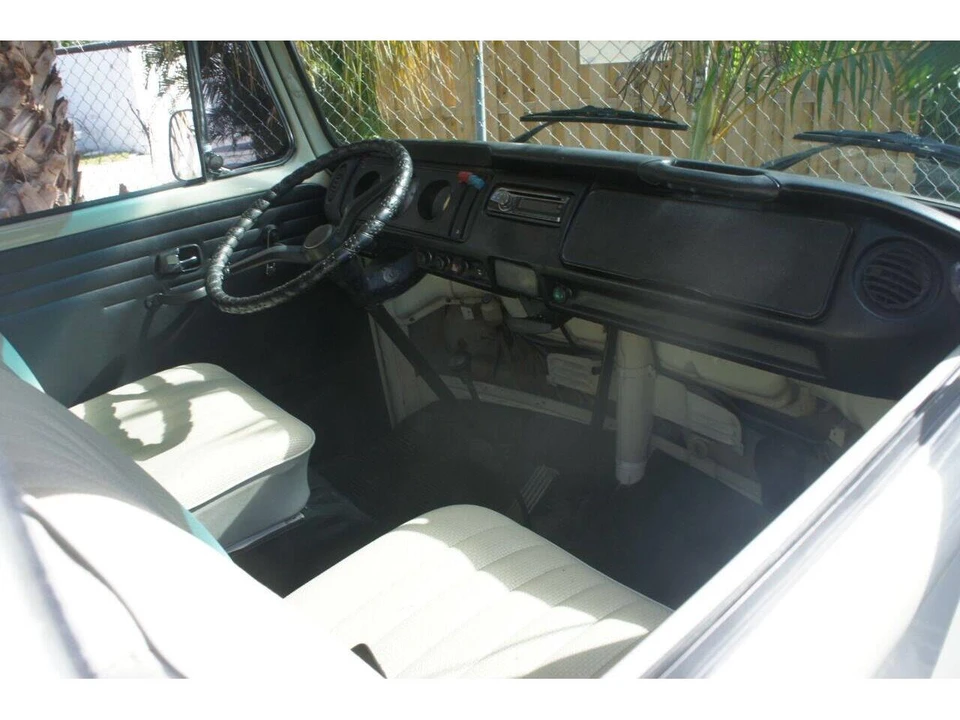 1970 Volkswagen Bay-Window Camper - Image 3 of 15