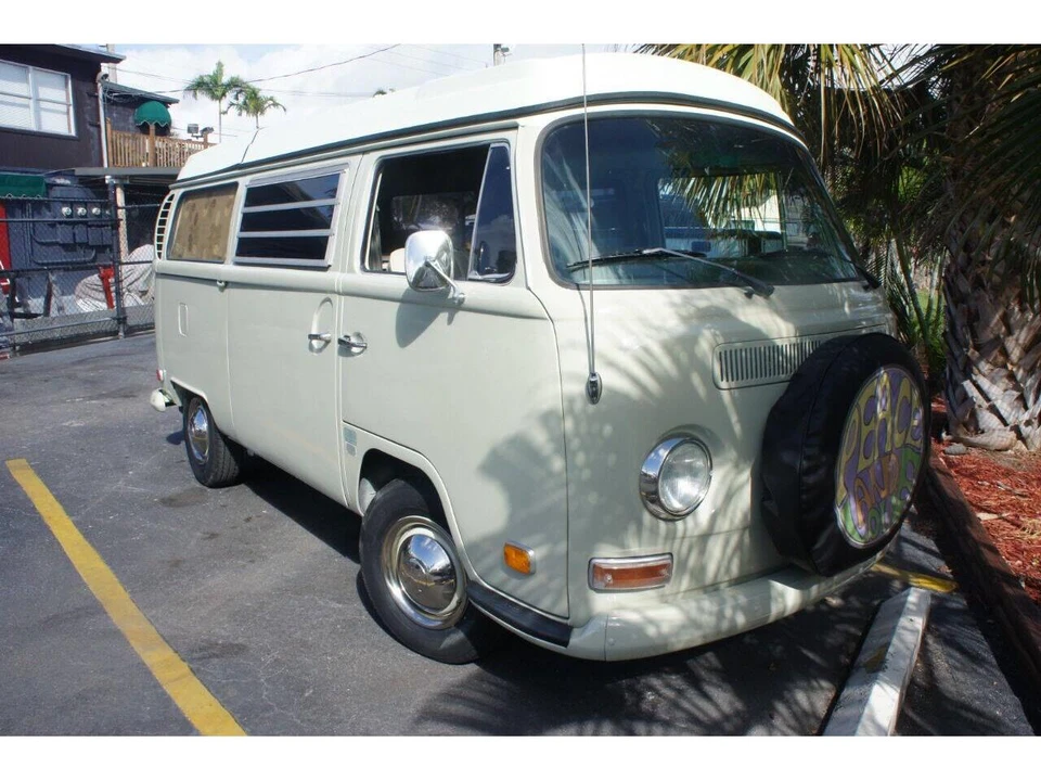 1970 Volkswagen Bay-Window Camper - Image 2 of 15