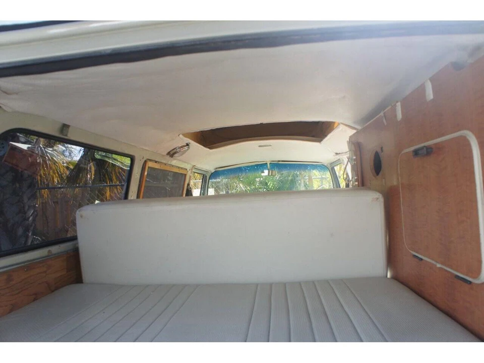 1970 Volkswagen Bay-Window Camper - Image 8 of 15