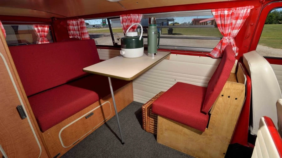 1970 Volkswagen Bay-Window Camper - Image 10 of 12