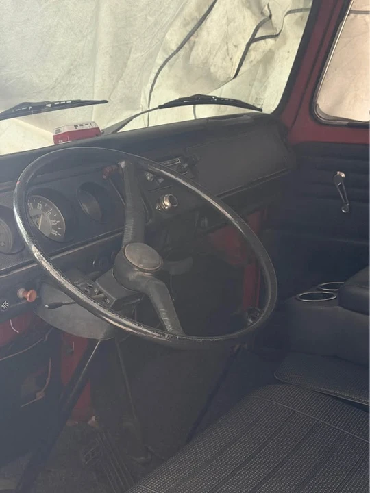 1970 Volkswagen Bay-Window Bus - Image 7 of 17