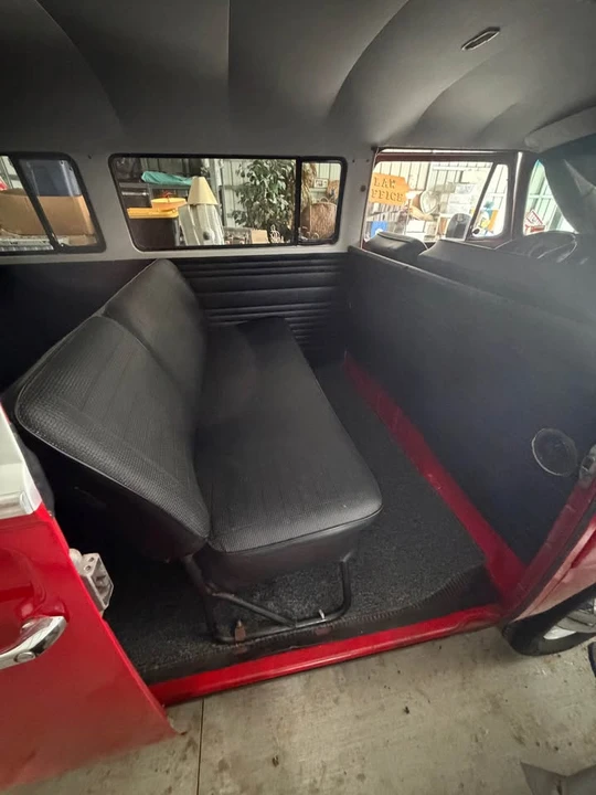 1970 Volkswagen Bay-Window Bus - Image 11 of 17