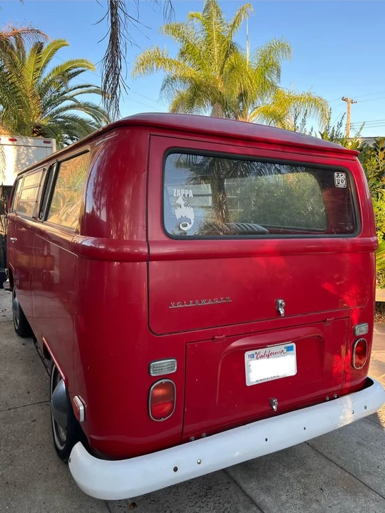 1970 Volkswagen Bay-Window Bus - Image 4 of 5