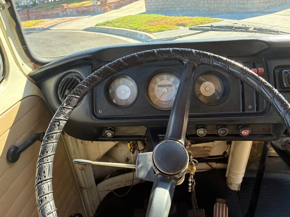 1970 Volkswagen Bay-Window Camper - Image 13 of 14