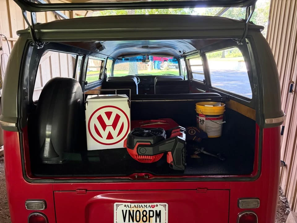 1970 Volkswagen Bay-Window Bus - Image 15 of 16