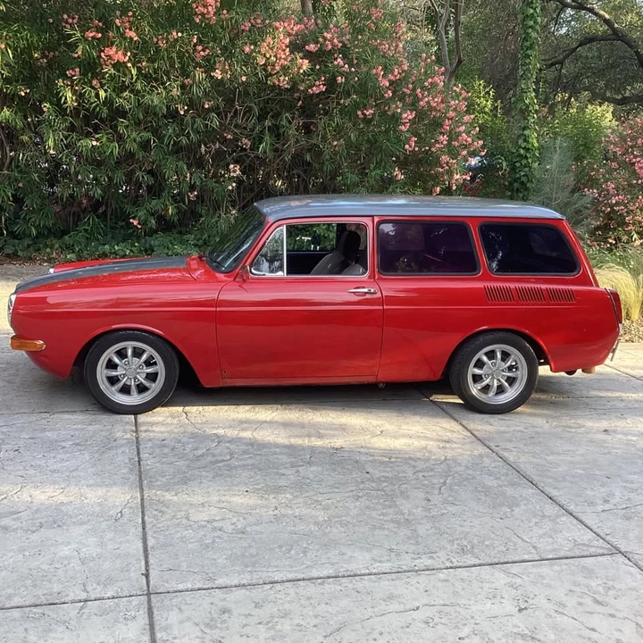 1970 Volkswagen Bay-Window Bus - Image 13 of 16