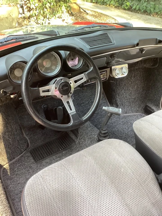 1970 Volkswagen Bay-Window Bus - Image 7 of 16