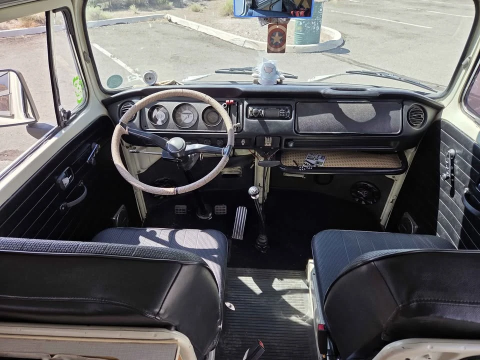 1970 Volkswagen Bay-Window Camper - Image 7 of 20