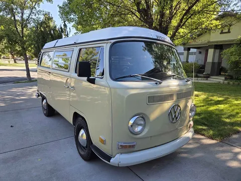 1970 Volkswagen Westfalia Bus