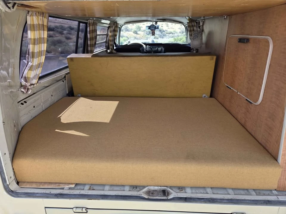 1970 Volkswagen Bay-Window Camper - Image 6 of 20