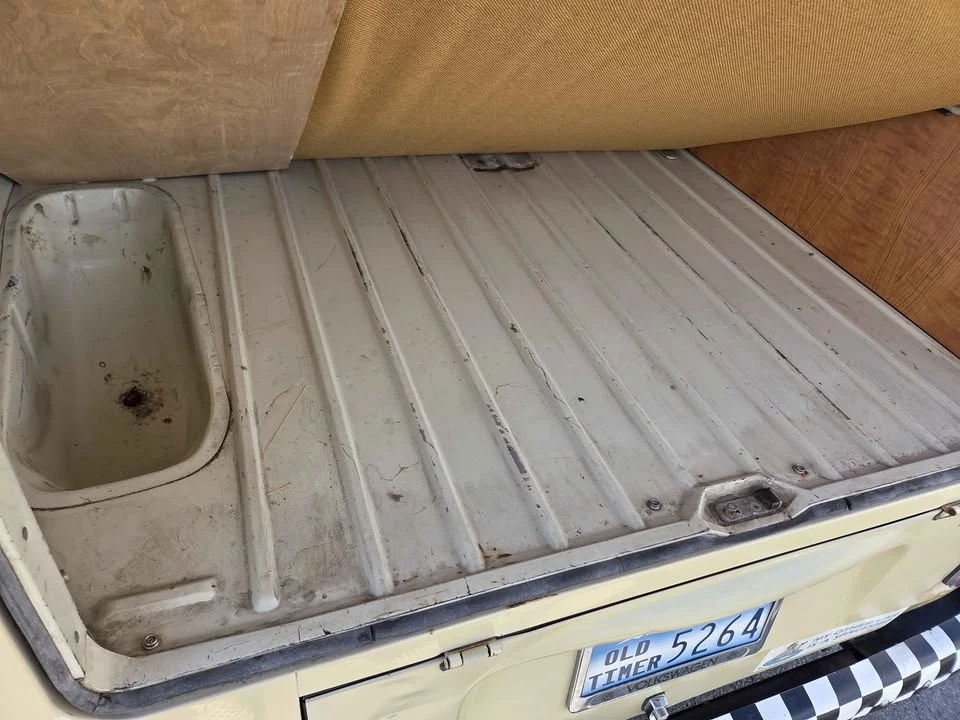 1970 Volkswagen Bay-Window Camper - Image 9 of 20