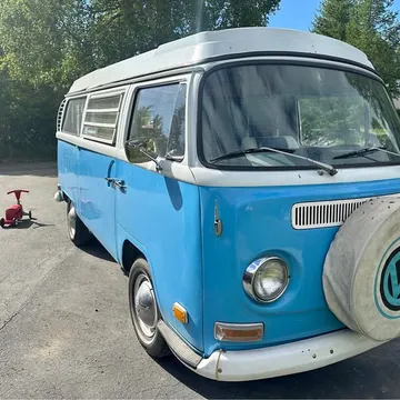 1970 Volkswagen Westfalia Bus