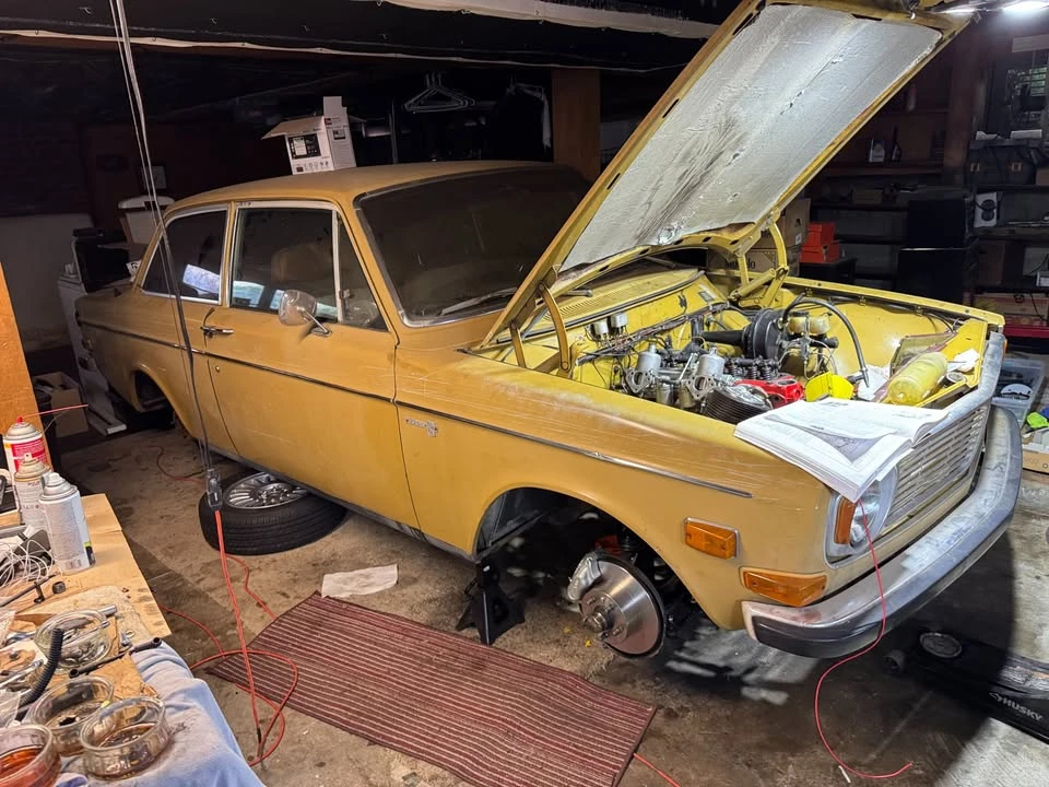1970 Volvo 142 - Image 9 of 10