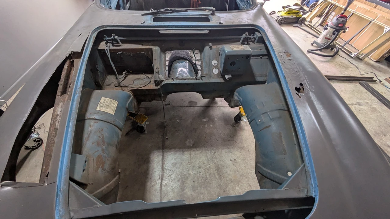 1970 Volvo 1800E - Image 8 of 21