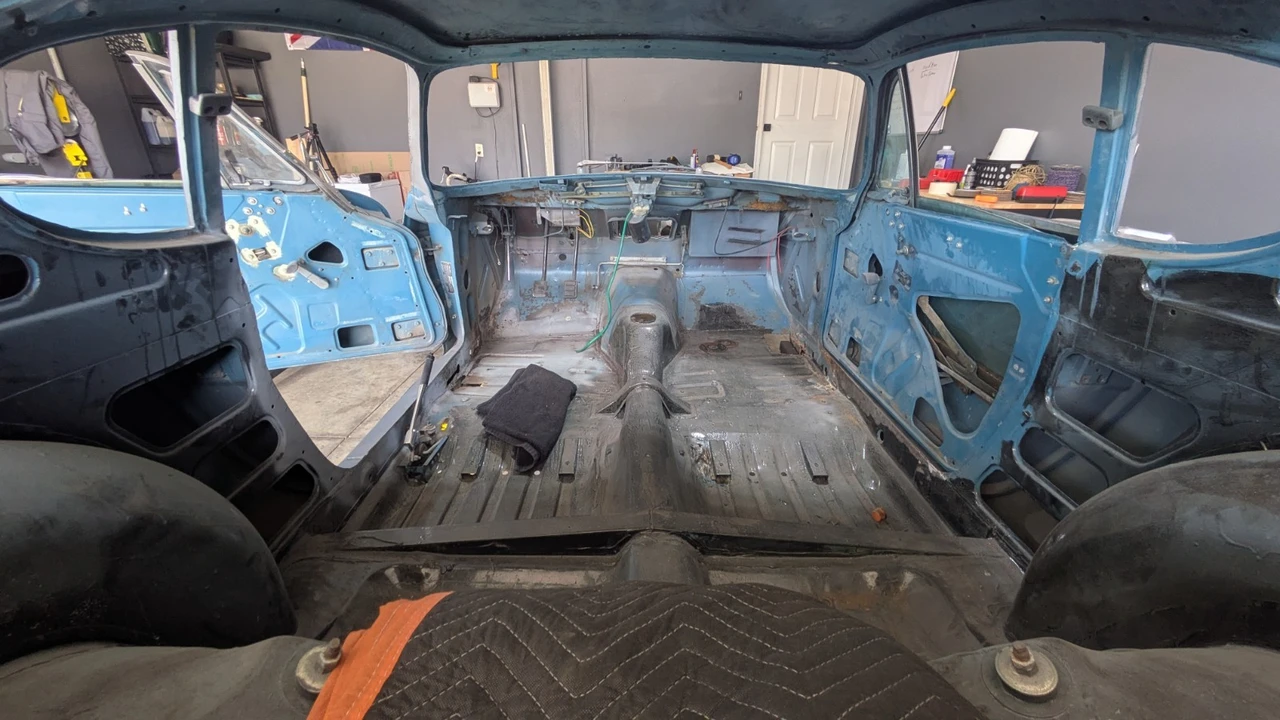 1970 Volvo 1800E - Image 12 of 21