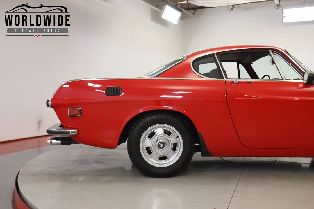 1970 Volvo 1800E - Image 9 of 12