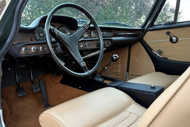 1970 Volvo 1800E - Image 5 of 8