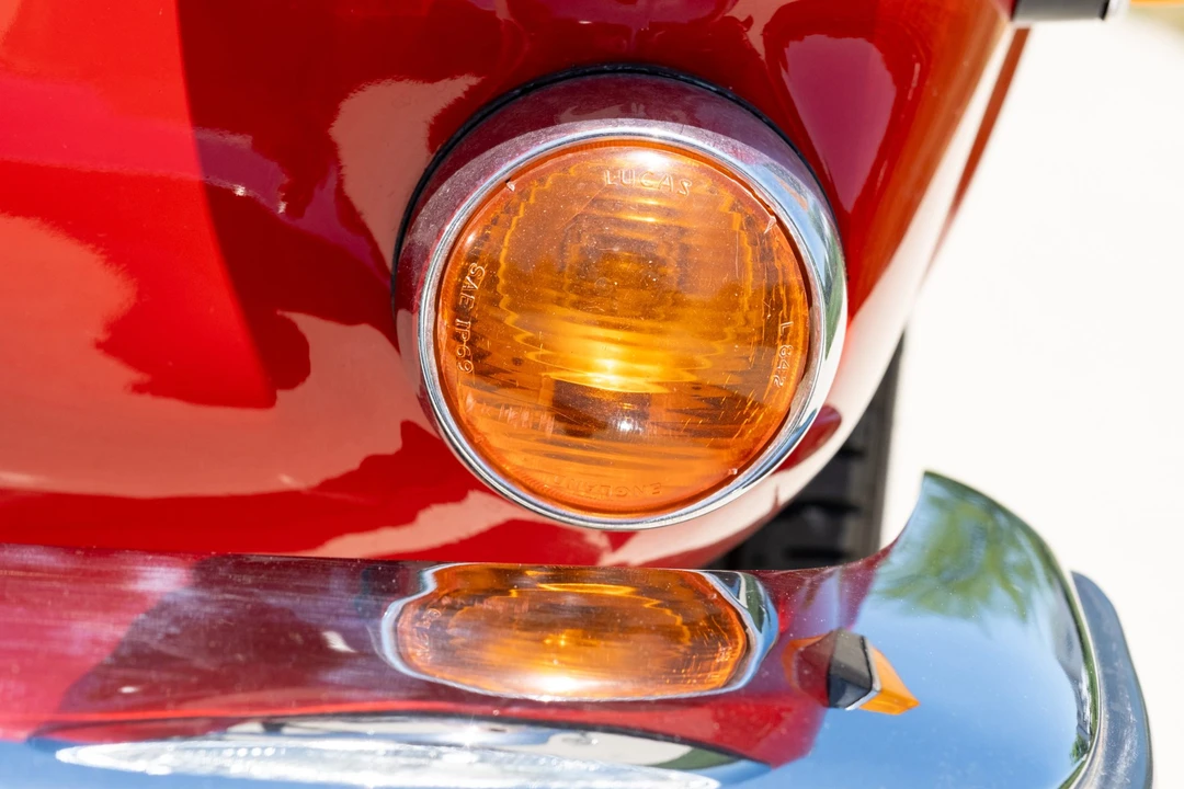1970 Volvo 1800E - Image 13 of 31