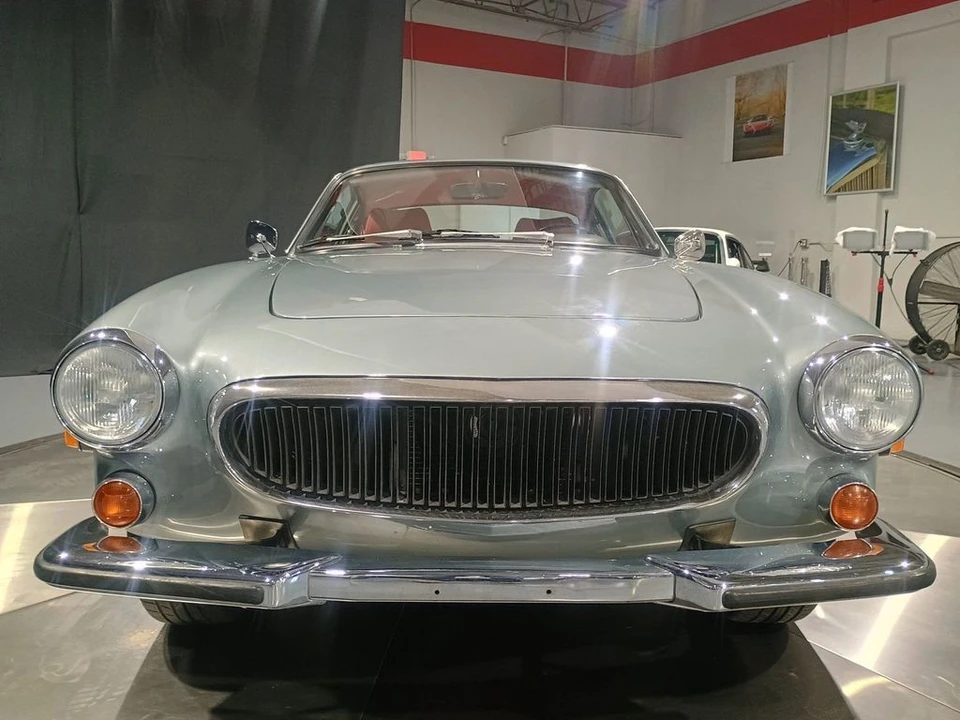 1970 Volvo 1800E - Image 9 of 12