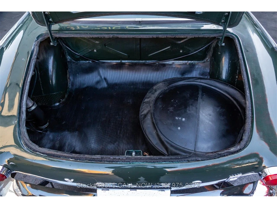 1970 Volvo 1800E - Image 21 of 31