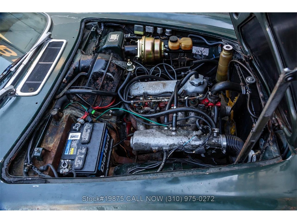 1970 Volvo 1800E - Image 27 of 31