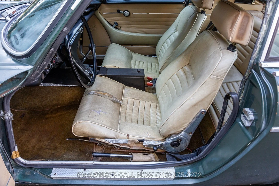 1970 Volvo 1800E - Image 16 of 31