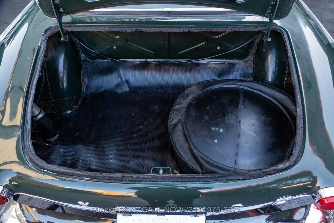 1970 Volvo 1800E - Image 23 of 31