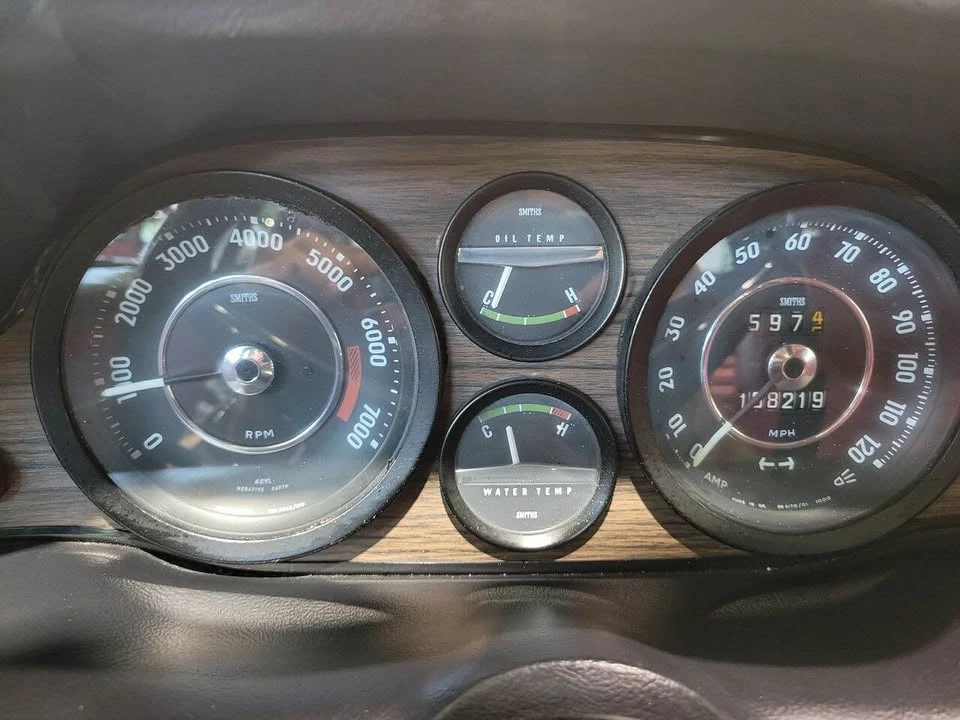 1970 Volvo 1800E - Image 14 of 18