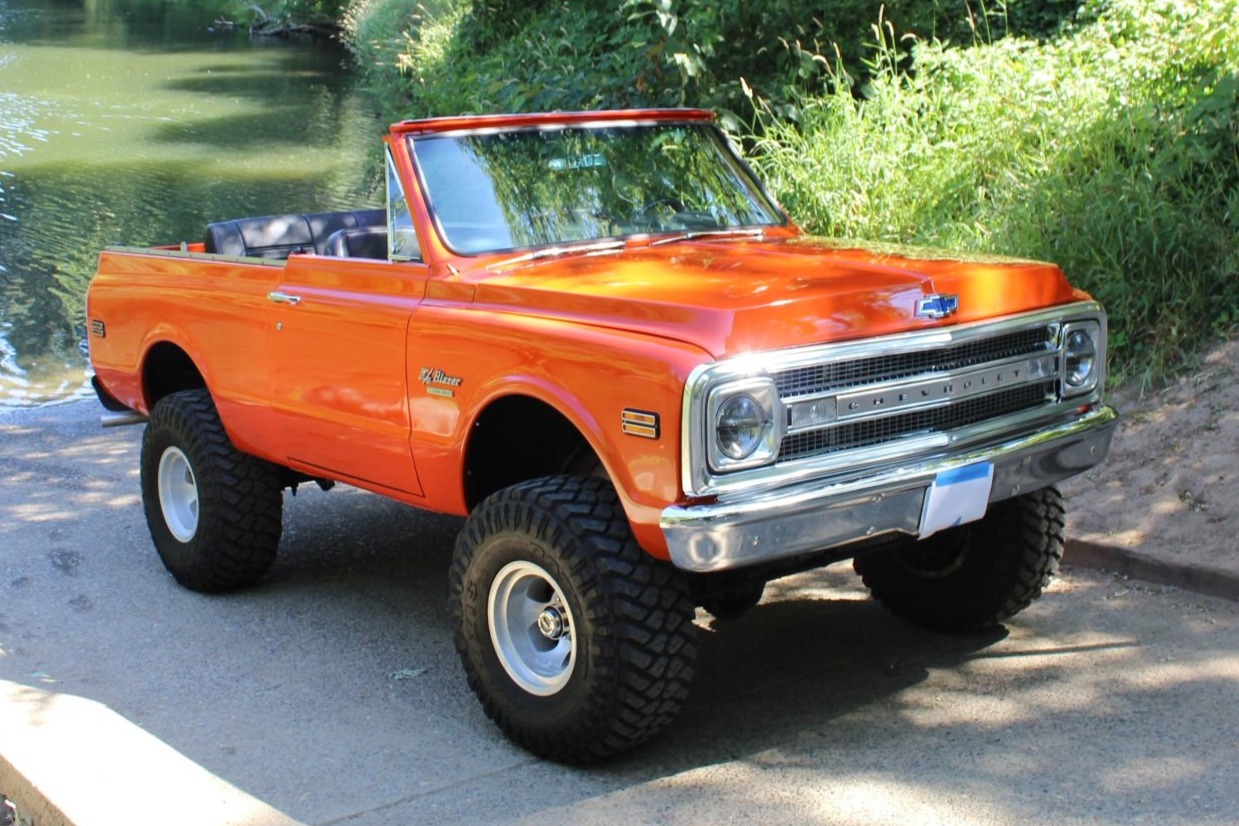 383-Powered 1970 Chevrolet K5 Blazer 4×4 4-Speed