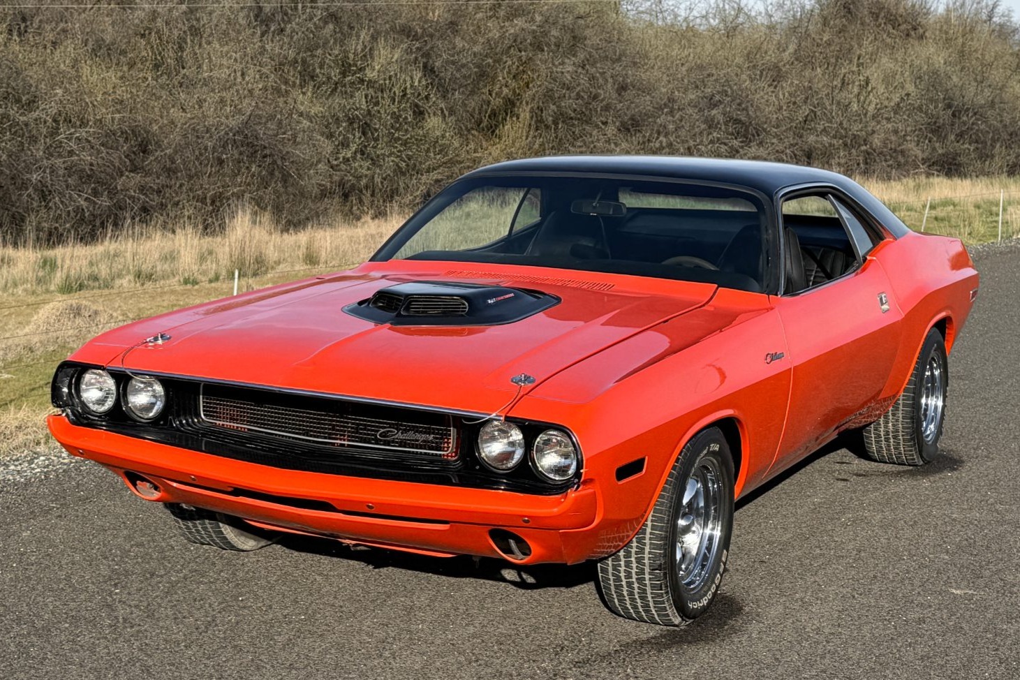 1970 Dodge Challenger V8
