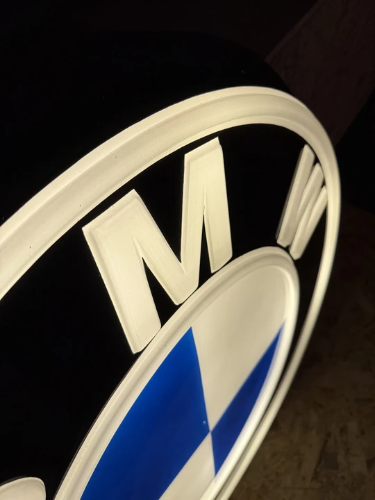 BMW - Image 9 of 12