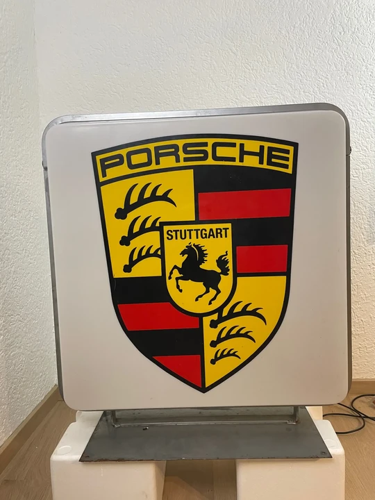 Porsche - Image 7 of 14