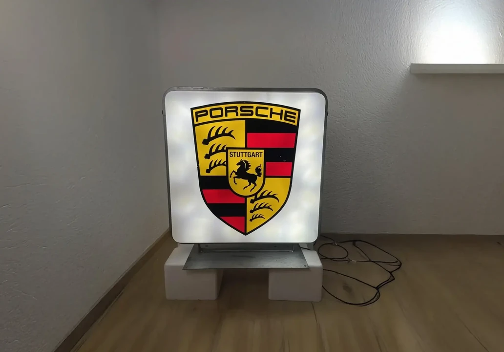 Porsche - Image 14 of 14