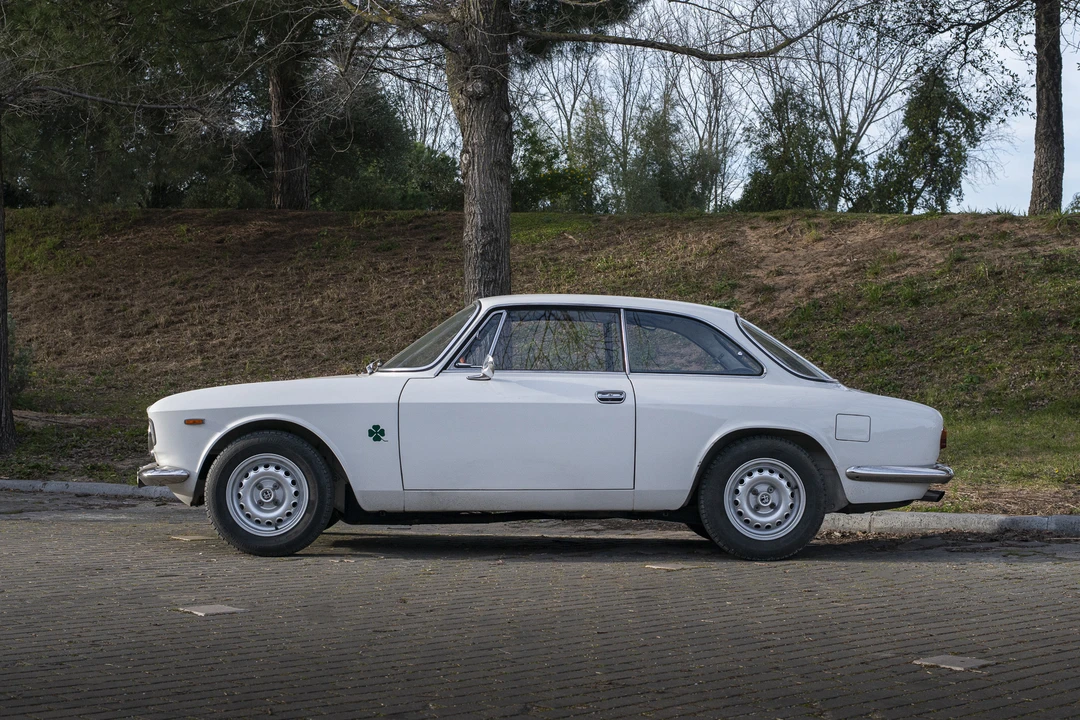 1971 Alfa Romeo GT 1300 Junior - Image 5 of 31