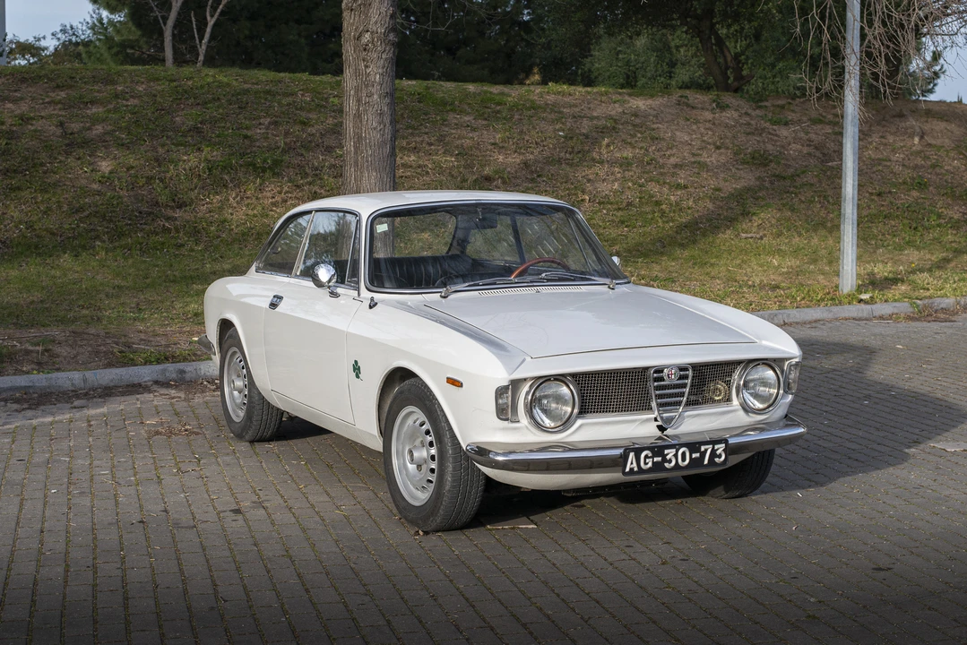1971 Alfa Romeo GT 1300 Junior - Image 10 of 31