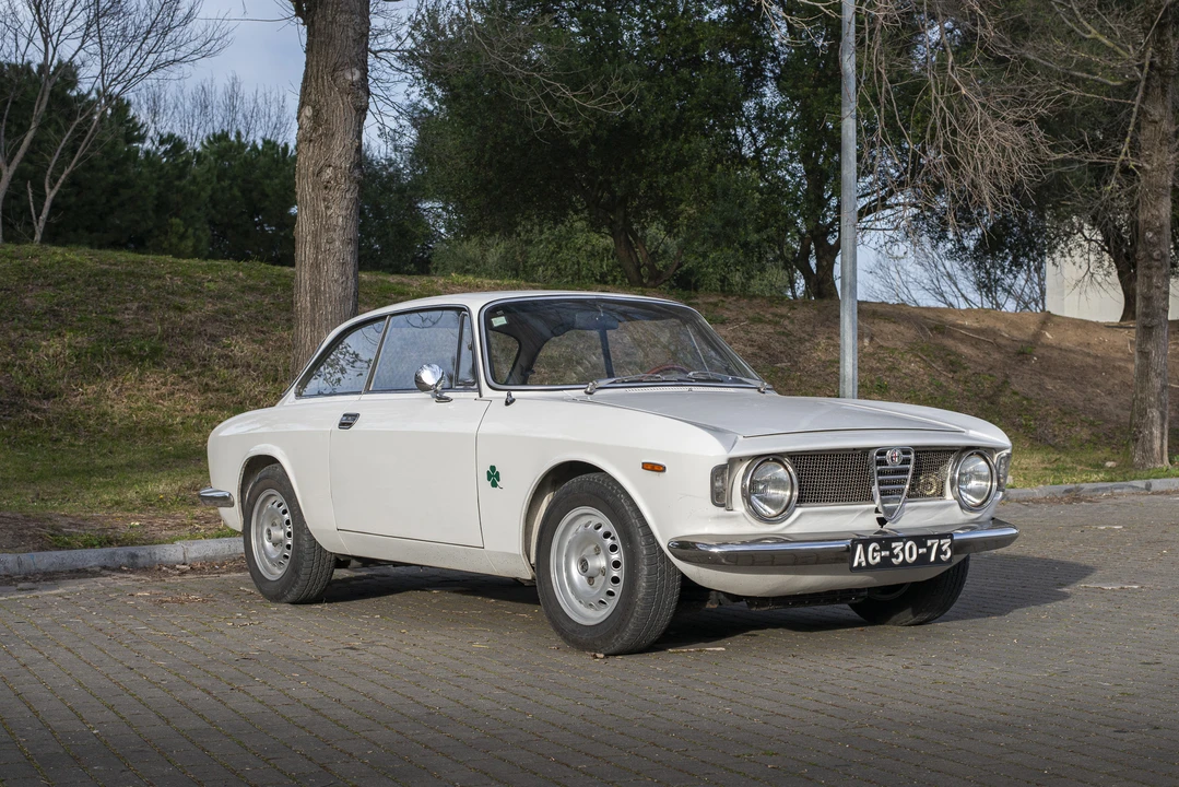 1971 Alfa Romeo GT 1300 Junior - Image 13 of 31