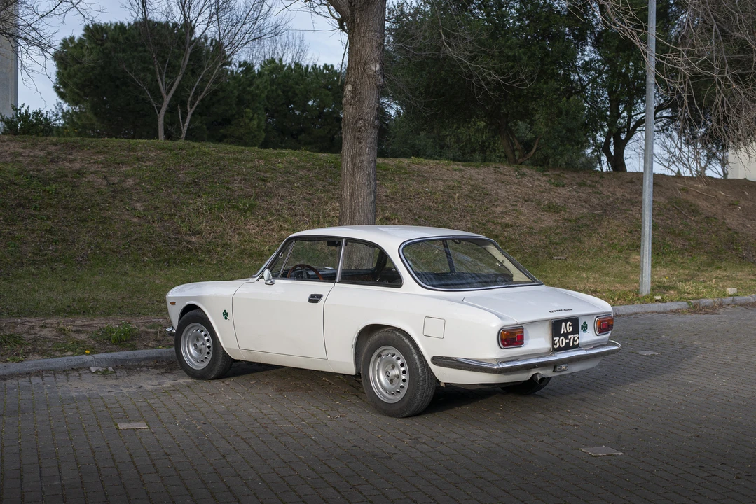 1971 Alfa Romeo GT 1300 Junior - Image 6 of 31