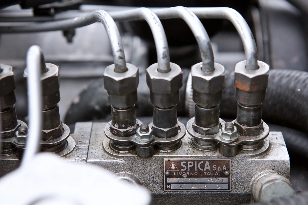 1971 Alfa Romeo Montreal - Image 24 of 31