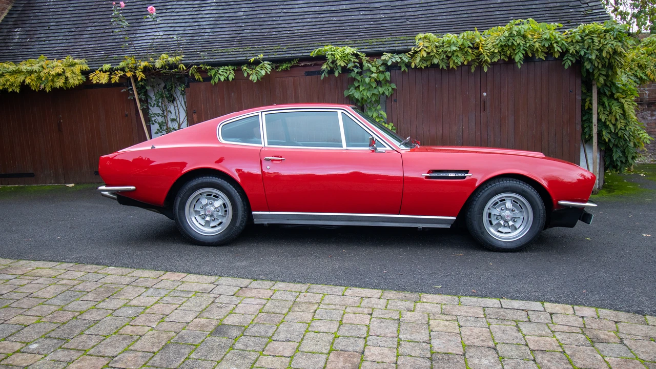 1971 Aston Martin DBS V8 - Image 15 of 31