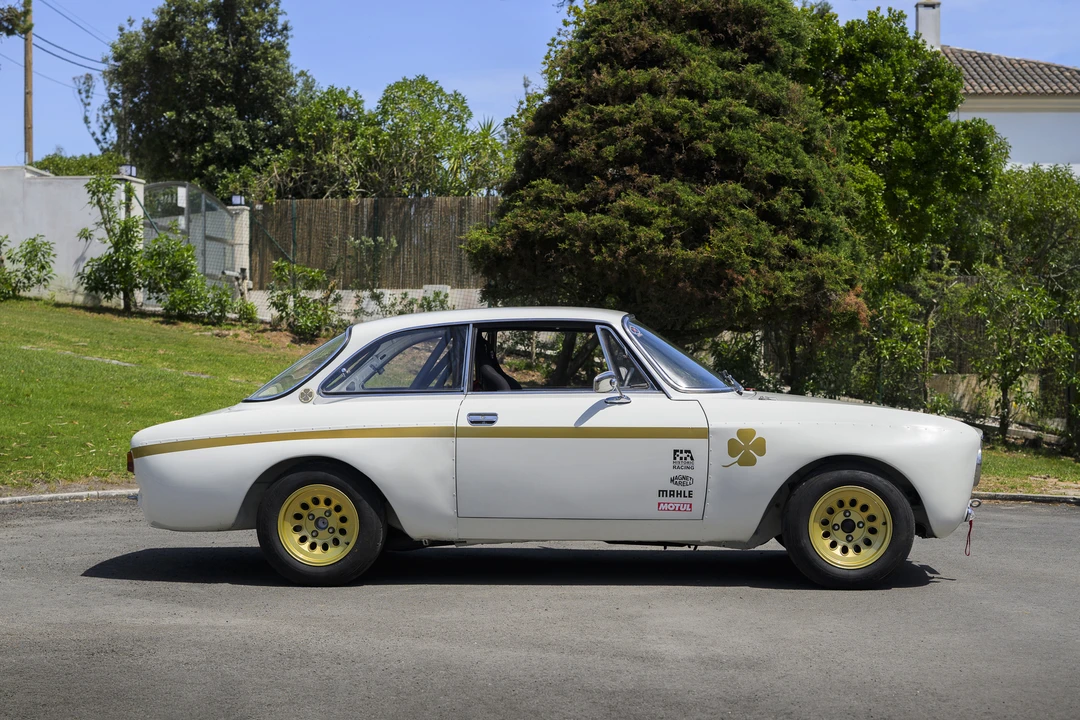 1971 Alfa Romeo GT - Image 4 of 31