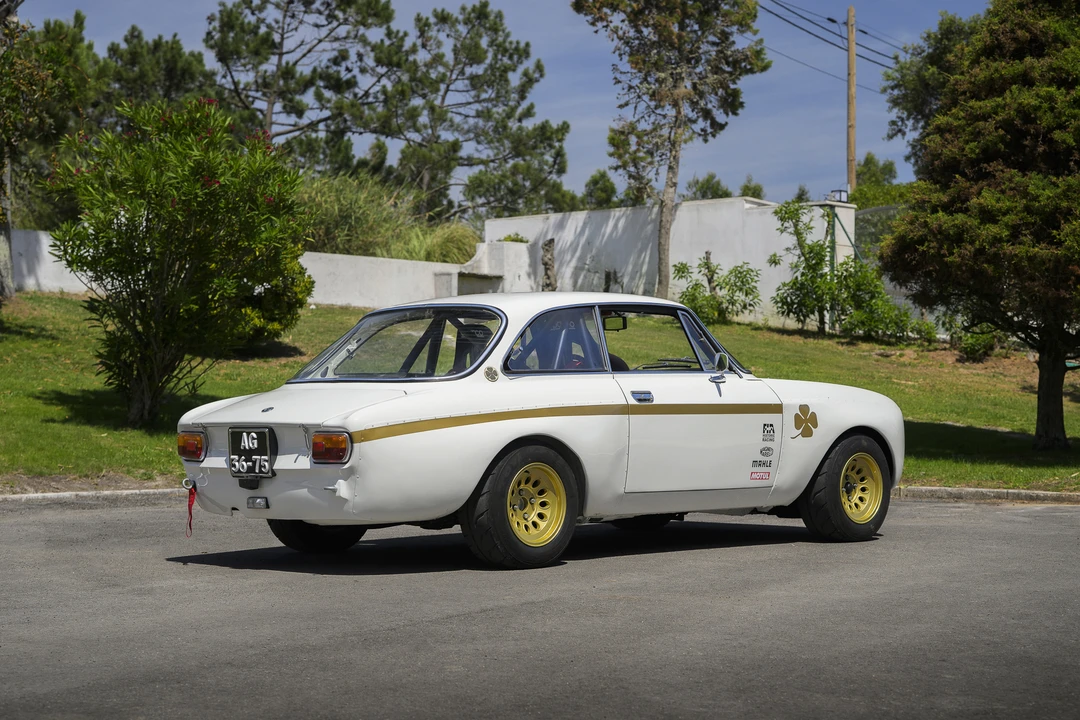 1971 Alfa Romeo GT - Image 5 of 31