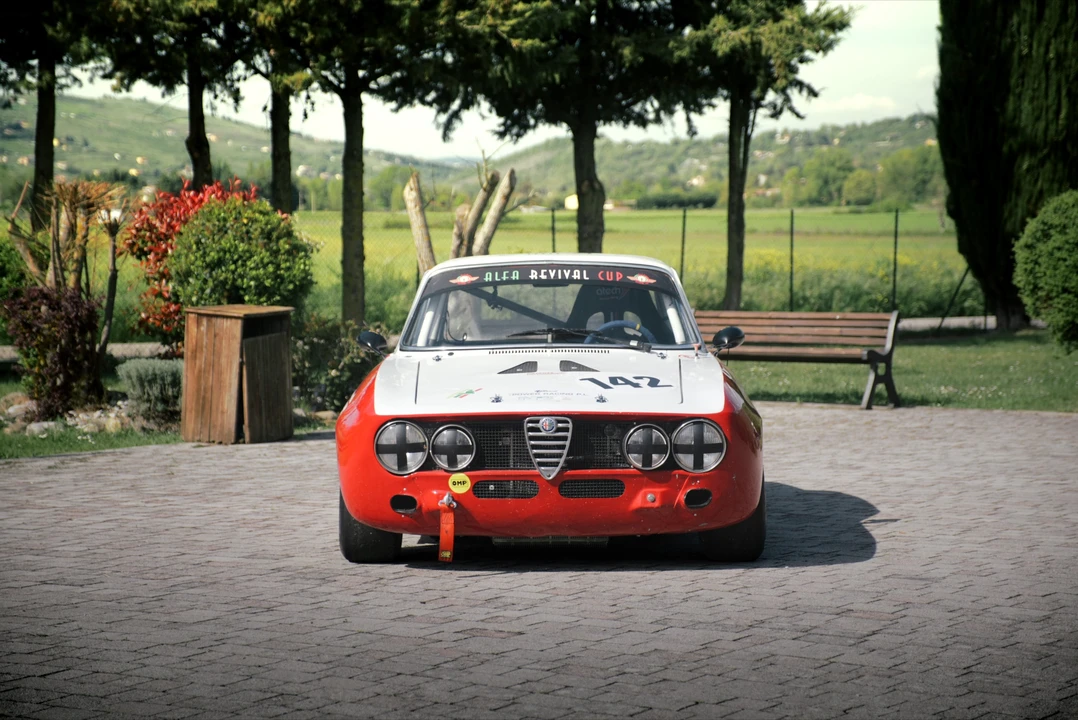 1971 Alfa Romeo 2000 GT Veloce - Image 2 of 31