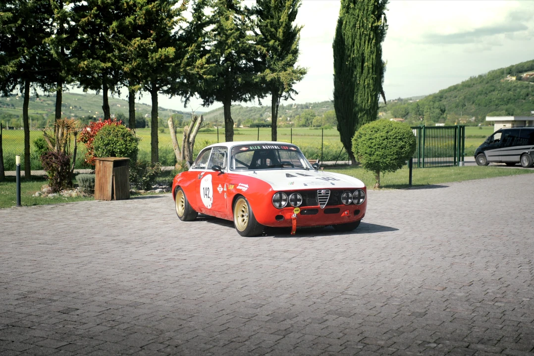 1971 Alfa Romeo 2000 GT Veloce - Image 10 of 31